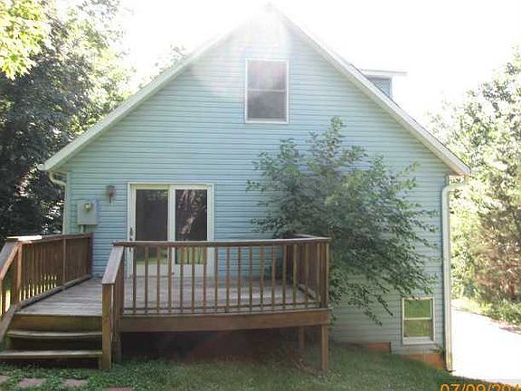 2nd image of 610 Jv Colonial Dr