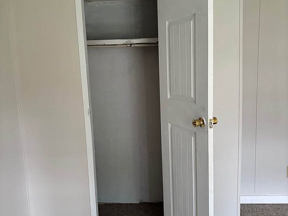 5th image of 103 Amberwood Ln #103