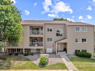 1225 Ferndale St N #B18, Maplewood, MN 55119