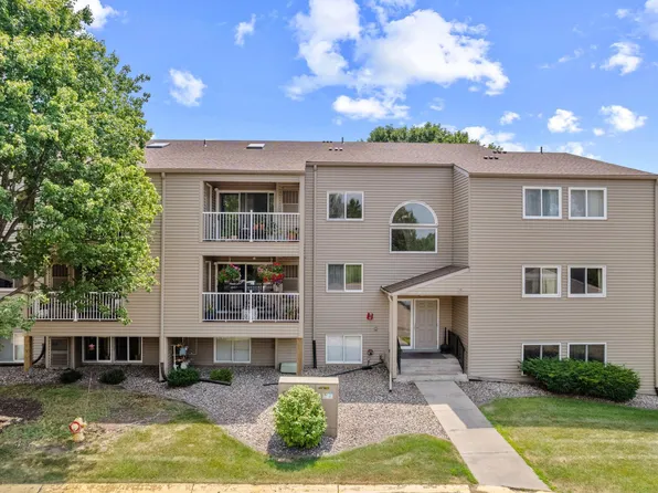 1225 Ferndale St N #B18, Maplewood, MN 55119