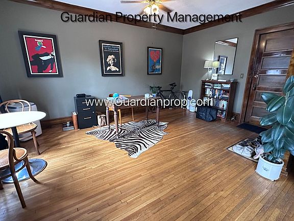 3rd image of 2882 Humboldt Ave S APT 103