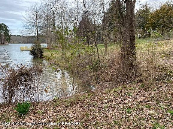 4th image of 477 N Thunderbird Dr