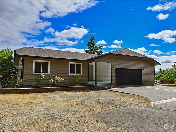 2nd image of 3829 90th Avenue E