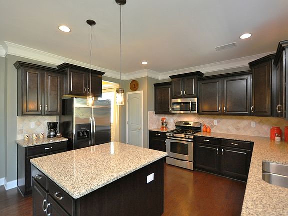 5th image of 5914 Langwell Ln