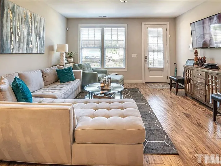 2800 Bedford Green Dr #106 — Photo 4