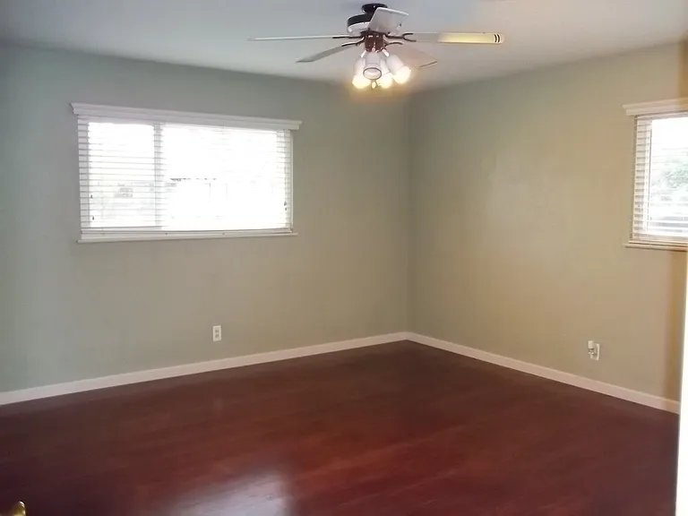 258 W San Madele Ave — Photo 9