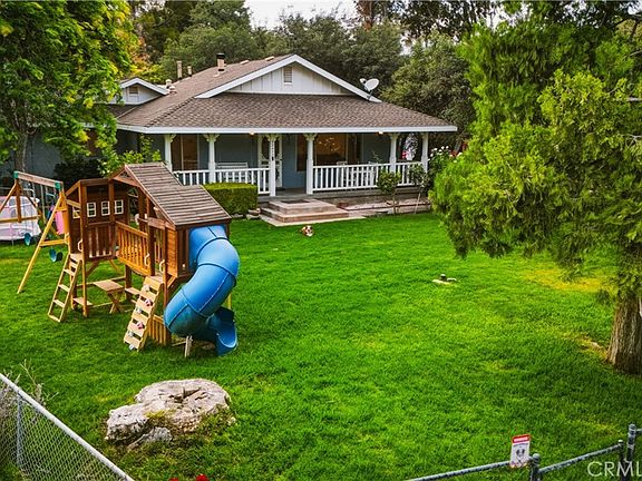 3rd image of 32455 Agua Dulce Canyon Rd