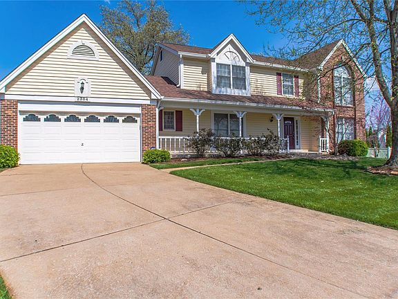 2nd image of 2304 Coventry Farm Ct