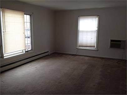 2nd image of 27 N Jane Dr APT 4