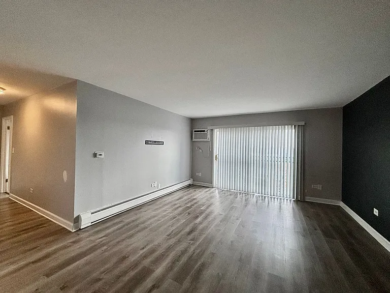 520 Rentals — Photo 27