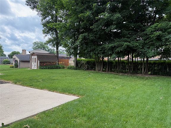3rd image of 6512 Wildview Dr