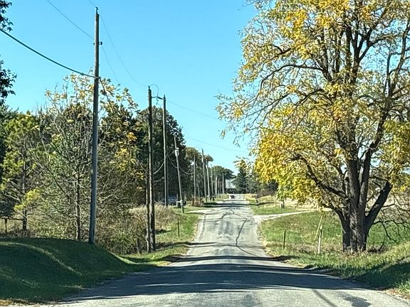 4th image of 1431 E County Road 250 N