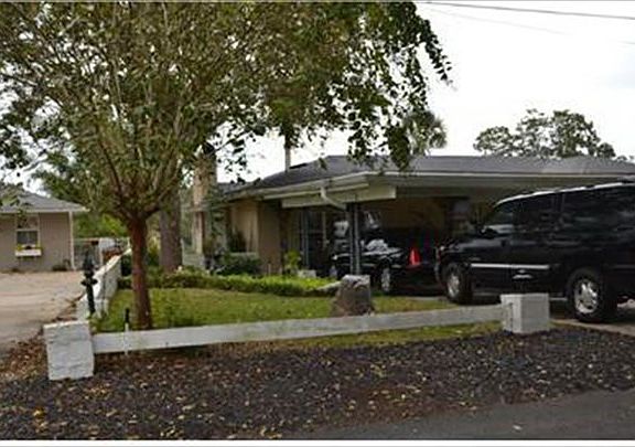 3rd image of 2313 Cedar Shores Cir