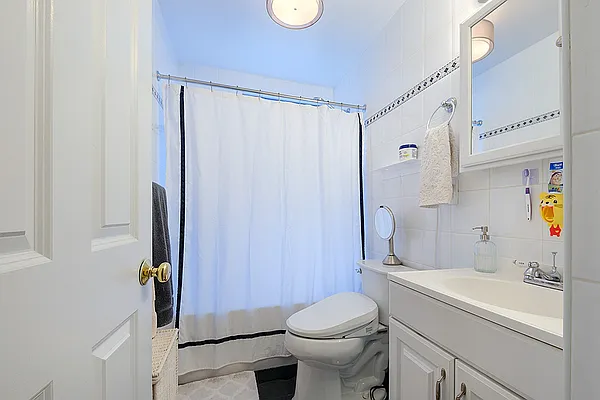 Rented by Rita S Citrin, LREB | media 12