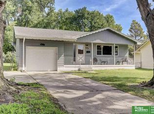 6618 Ogden St, Omaha, NE 68104