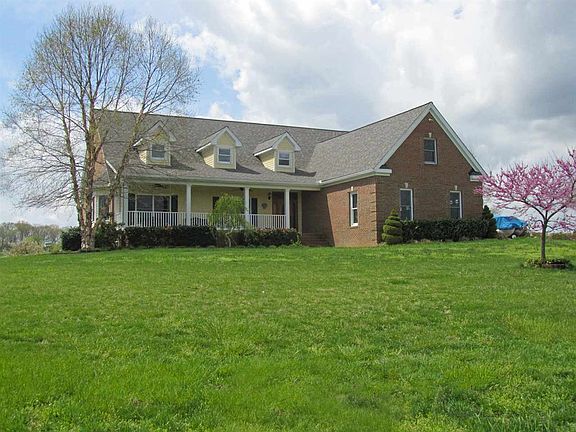 2nd image of 104 Duck Pond Dr