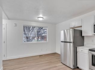 Remodeled 2-bedroom, 1-bathroom apartment in the heart of Salt Lake City, Salt Lake City, UT 84116