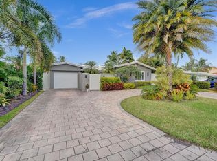 2117 NE 24th St, Wilton Manors, FL 33305