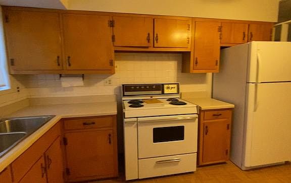 4th image of 1155 Siebe Dr