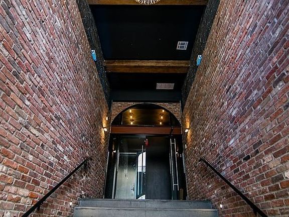 100_Dupont_Street__LL2-1