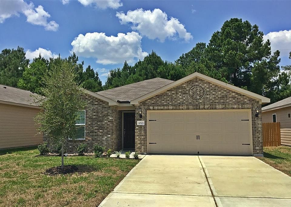 1st image of 10523 Pine Landing Dr
