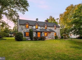 13 Green Valley Rd, Wallingford, PA 19086