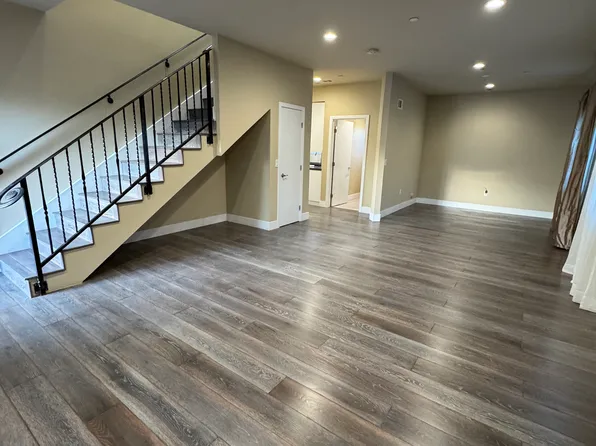 12451 Caswell Ave #3936, Los Angeles, CA 90066