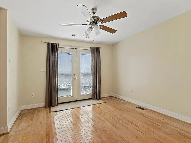 627 S Dean St — Photo 6