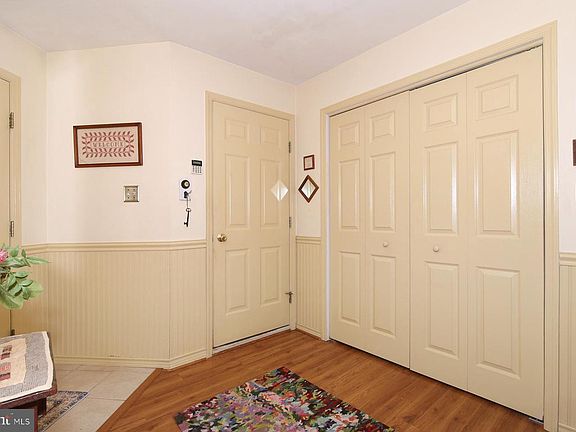 3rd image of 411 Omicron Pl