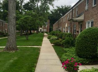 417 Morris Ave APT 42, Summit, NJ 07901