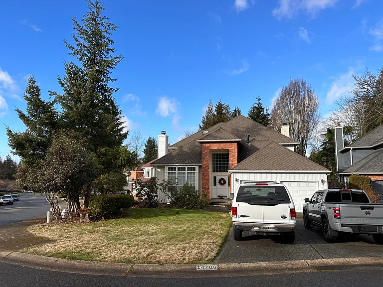 14706 SE 184th Pl — Photo 1