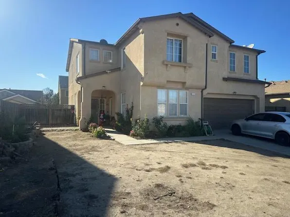 335 Las Manzanitas Dr, Greenfield, CA 93927