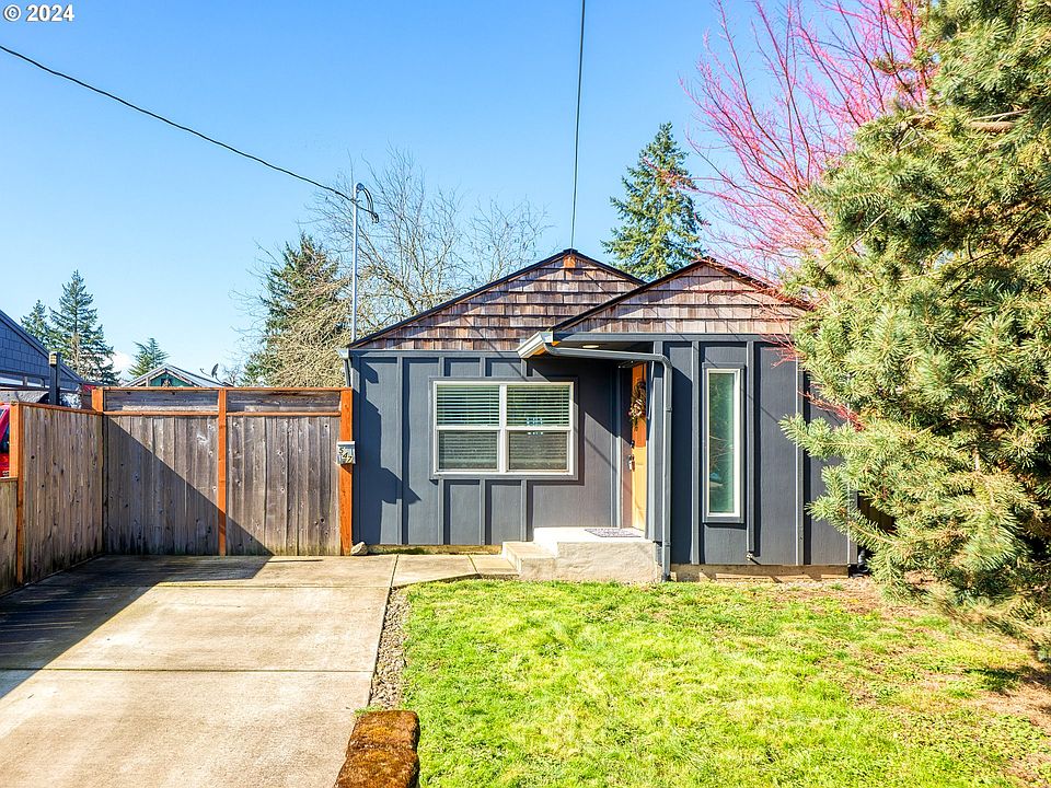 1st image of 547 SE 6th Ave