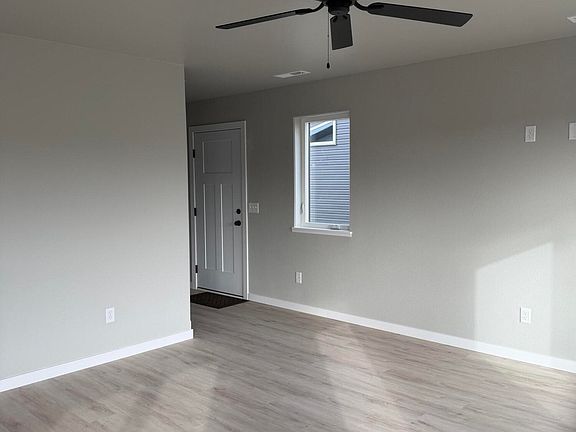 5th image of 7007 Butler Cir