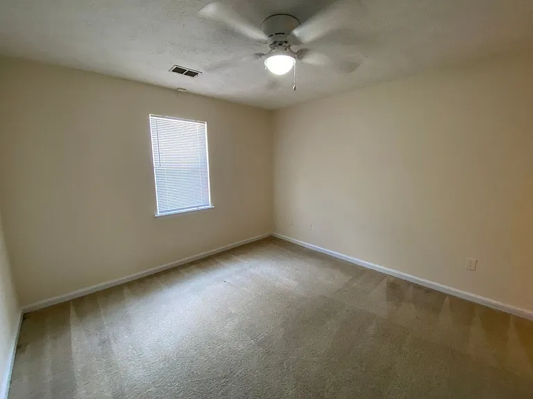 103 Hunters Run Rd — Photo 7