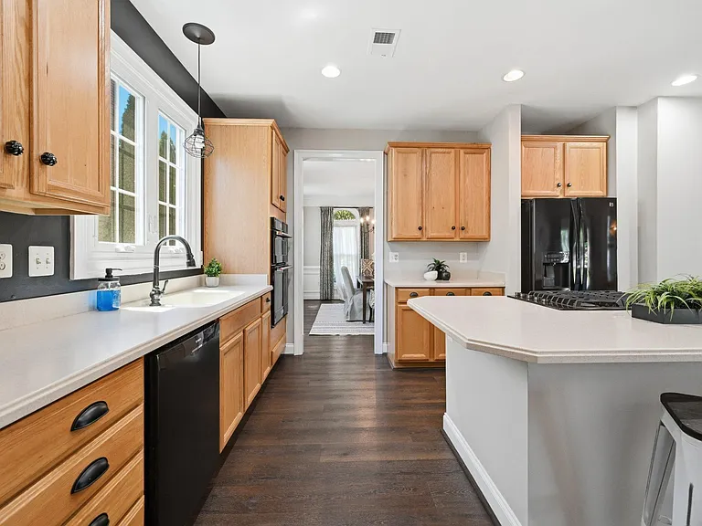 2530 Transom Pl — Photo 9