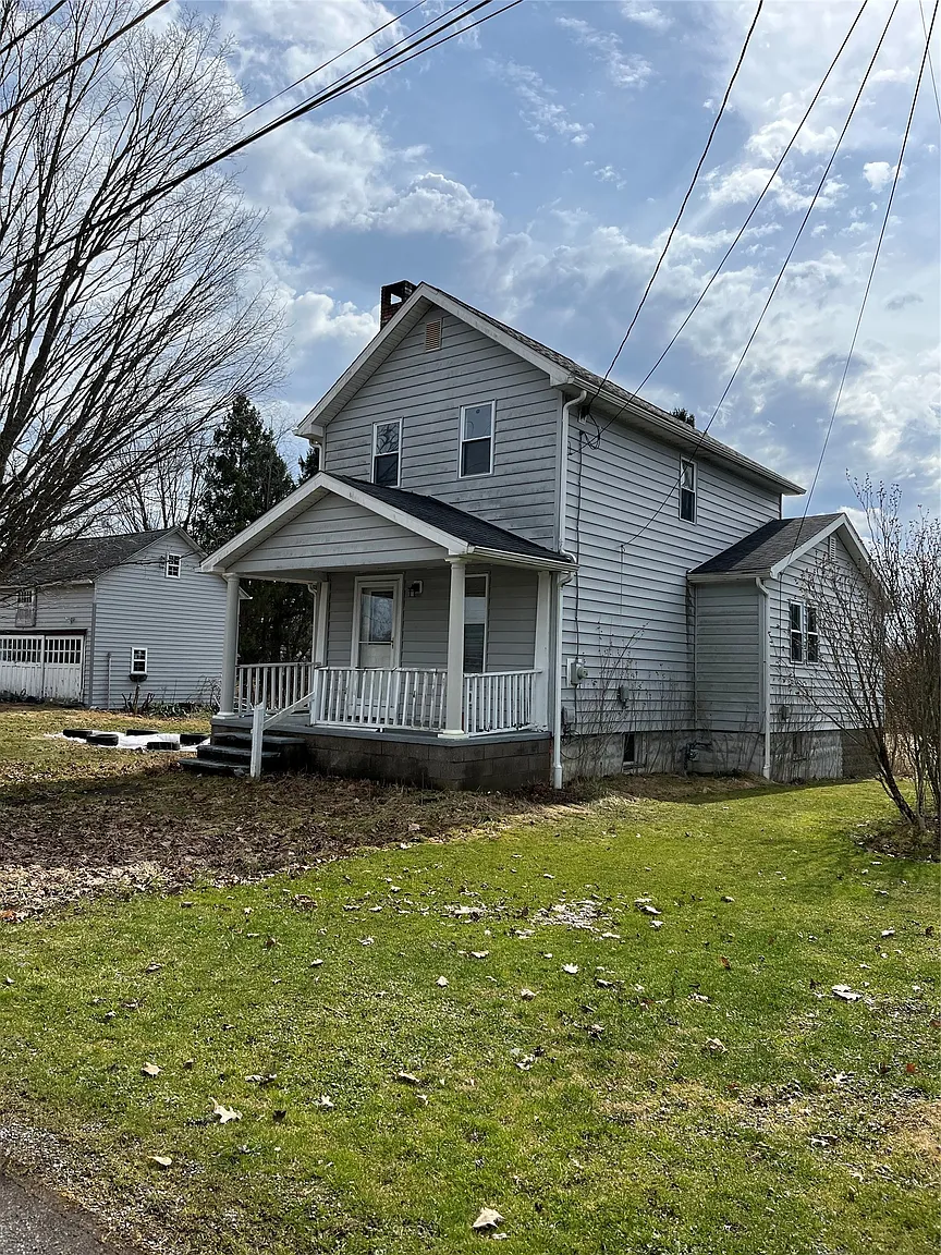 314 W Pine St photo 1