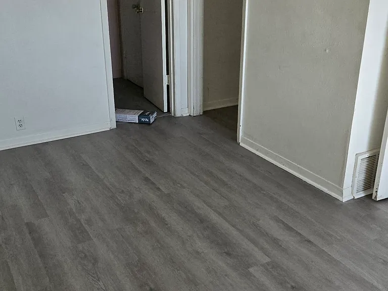 414 E Avenue A #204 — Photo 6