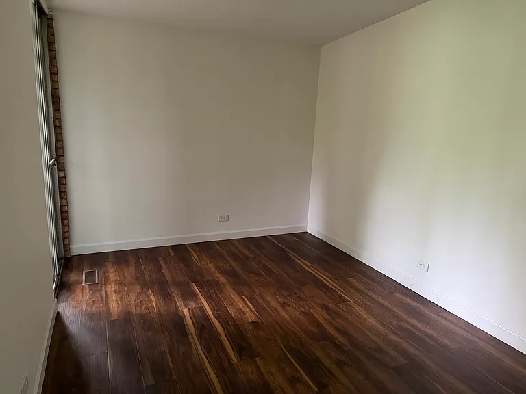 5700 Hillcrest Ln #3L — Photo 9
