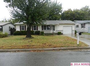1302 S Date Ave, Broken Arrow, OK 74012
