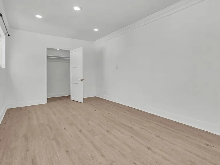 2819 Exposition Pl — Photo 9