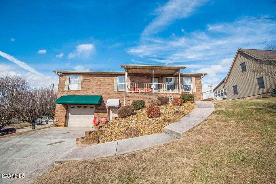 1st image of 2258 Belmont Dr