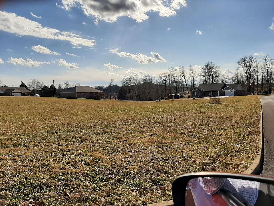 1st image of 74 Alice Ln