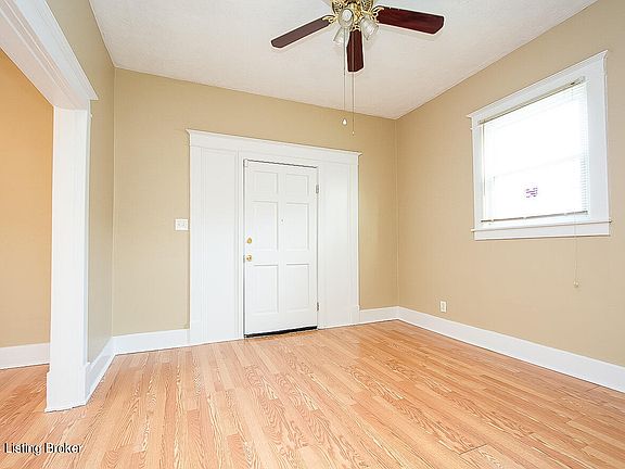 3rd image of 444 E Brandeis Ave