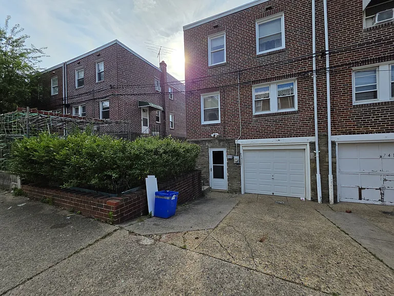 7400 Shisler St — Photo 32
