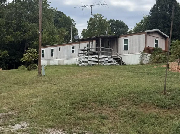 1435 Route Nn, Goodman, MO 64843