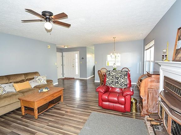 3rd image of 11302 Pine Mountain Pl
