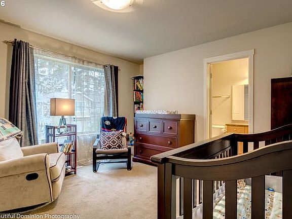 5th image of 7983 SE Sporri Ln