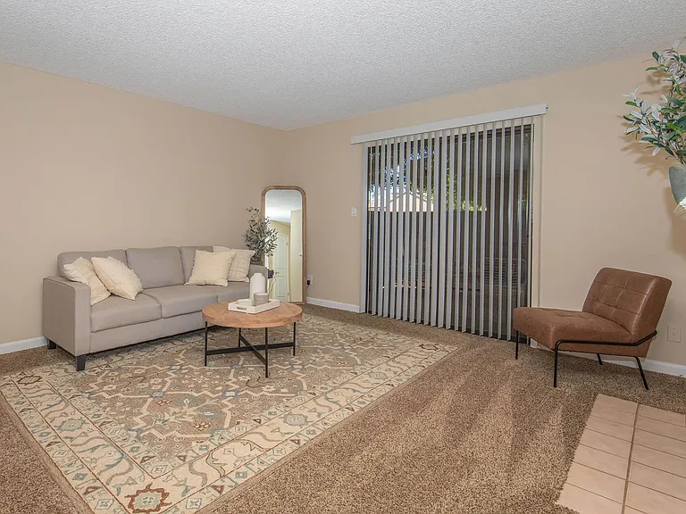 Renaissance Apartments — Photo 27