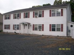 2128 Laurel Rd, East Stroudsburg, PA 18302